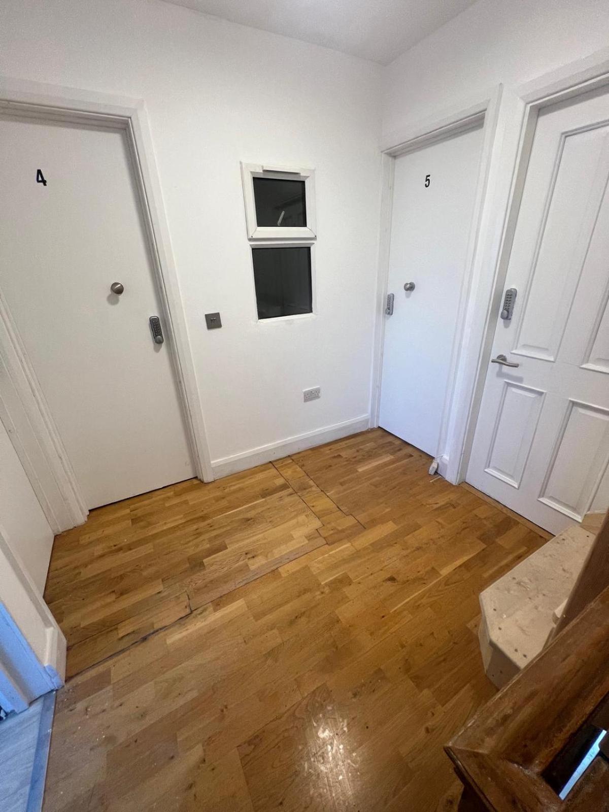 Good Priced Single Rooms In Northolt Экстерьер фото
