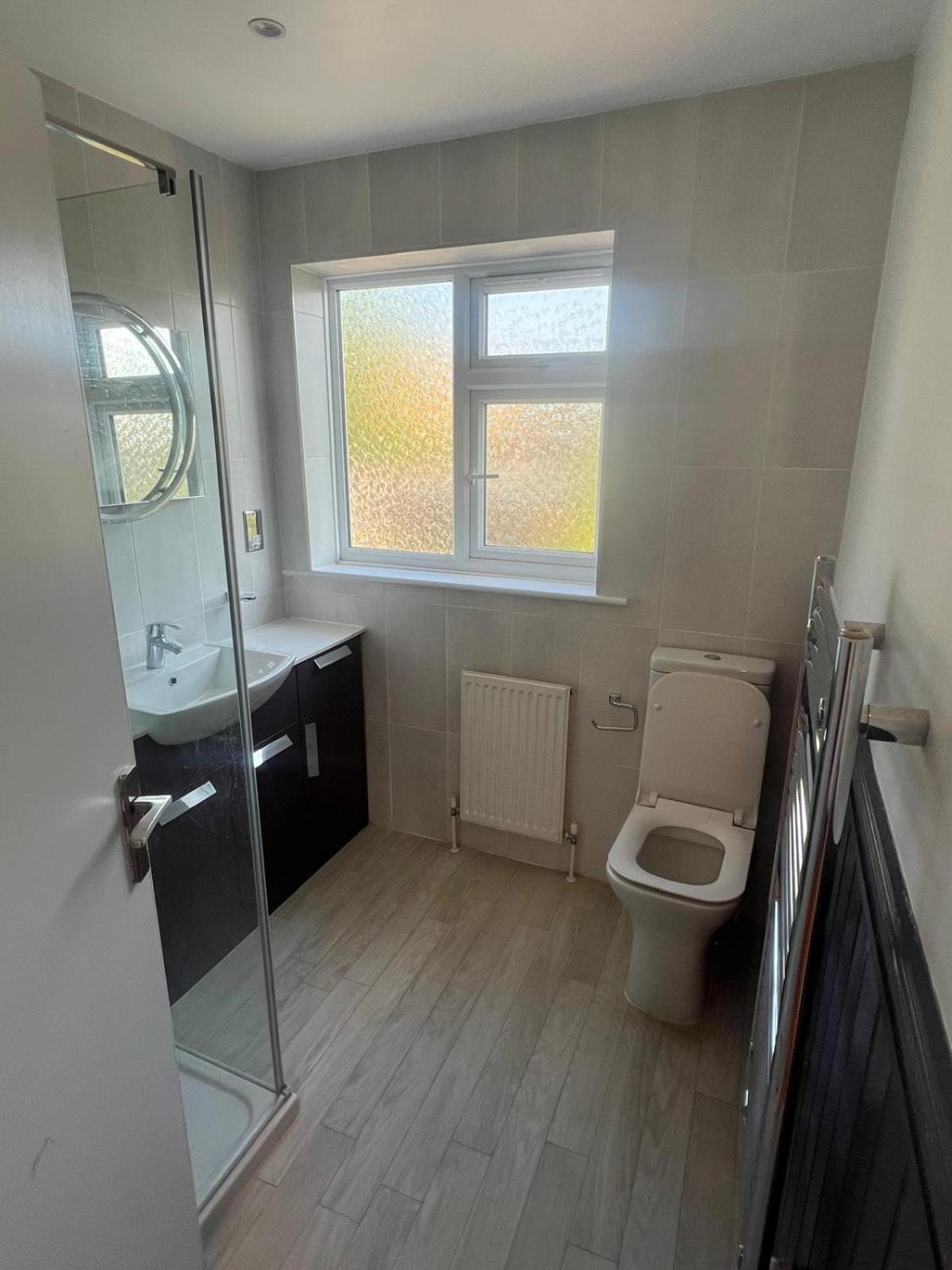 Good Priced Single Rooms In Northolt Экстерьер фото