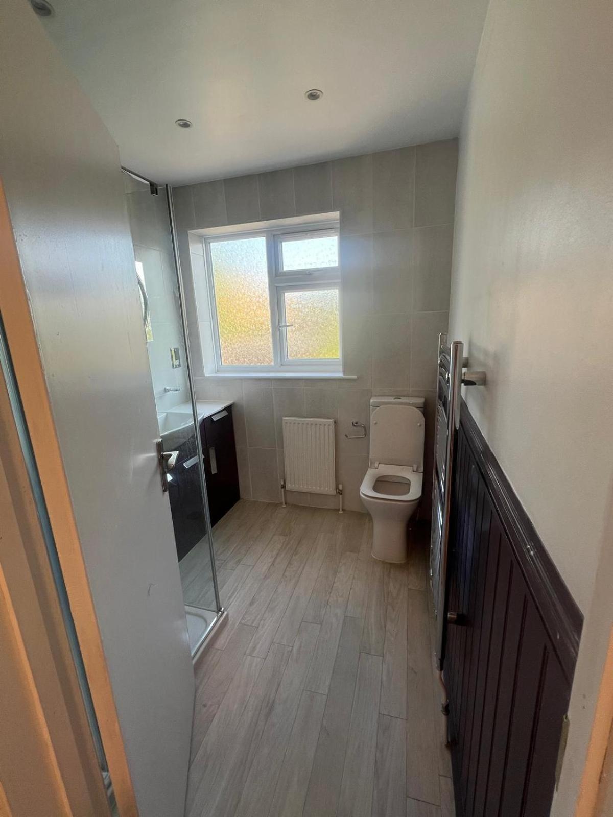 Good Priced Single Rooms In Northolt Экстерьер фото